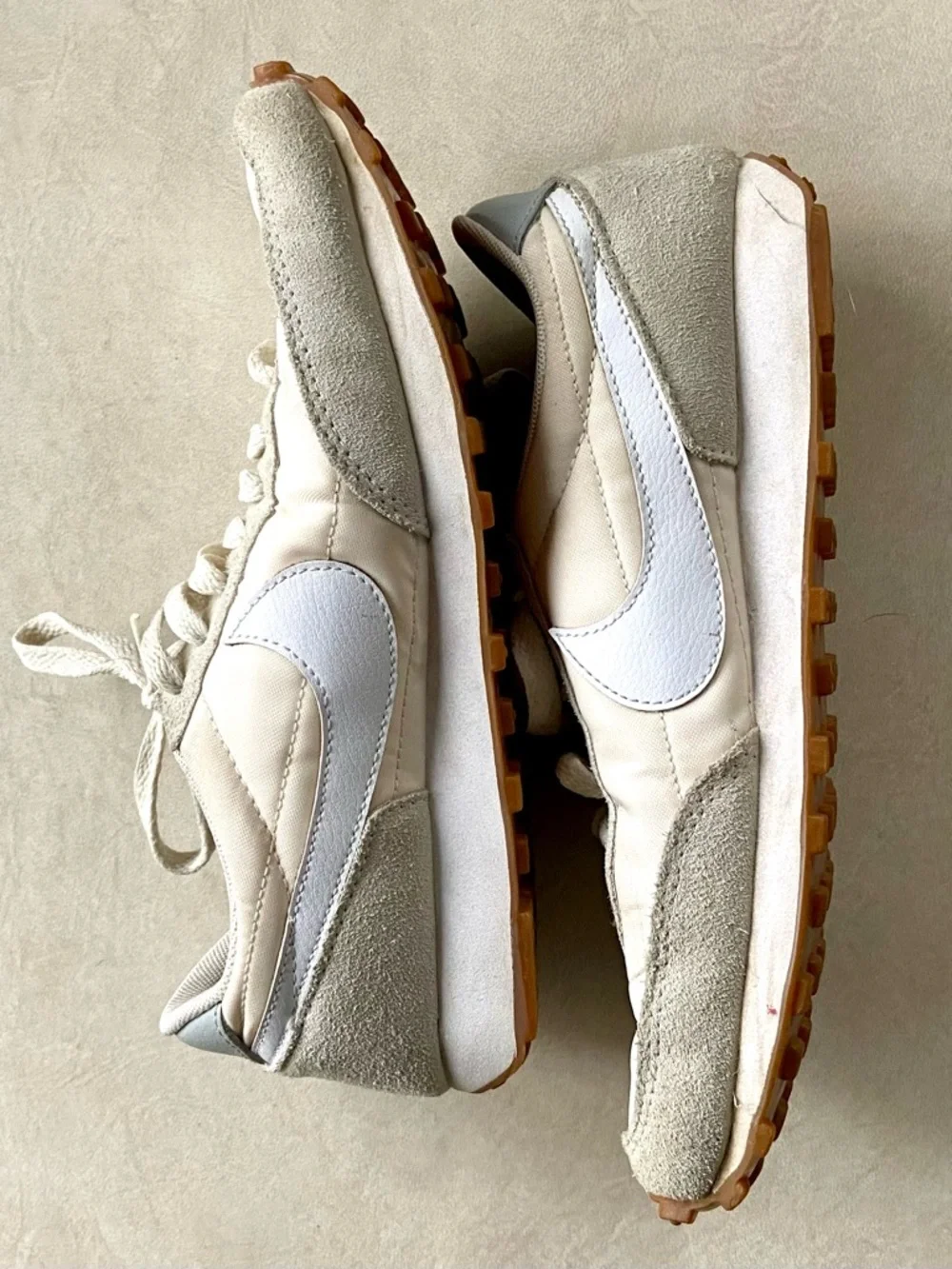 Nike Daybreak White Retro Sneakers - Picture 3 of 10